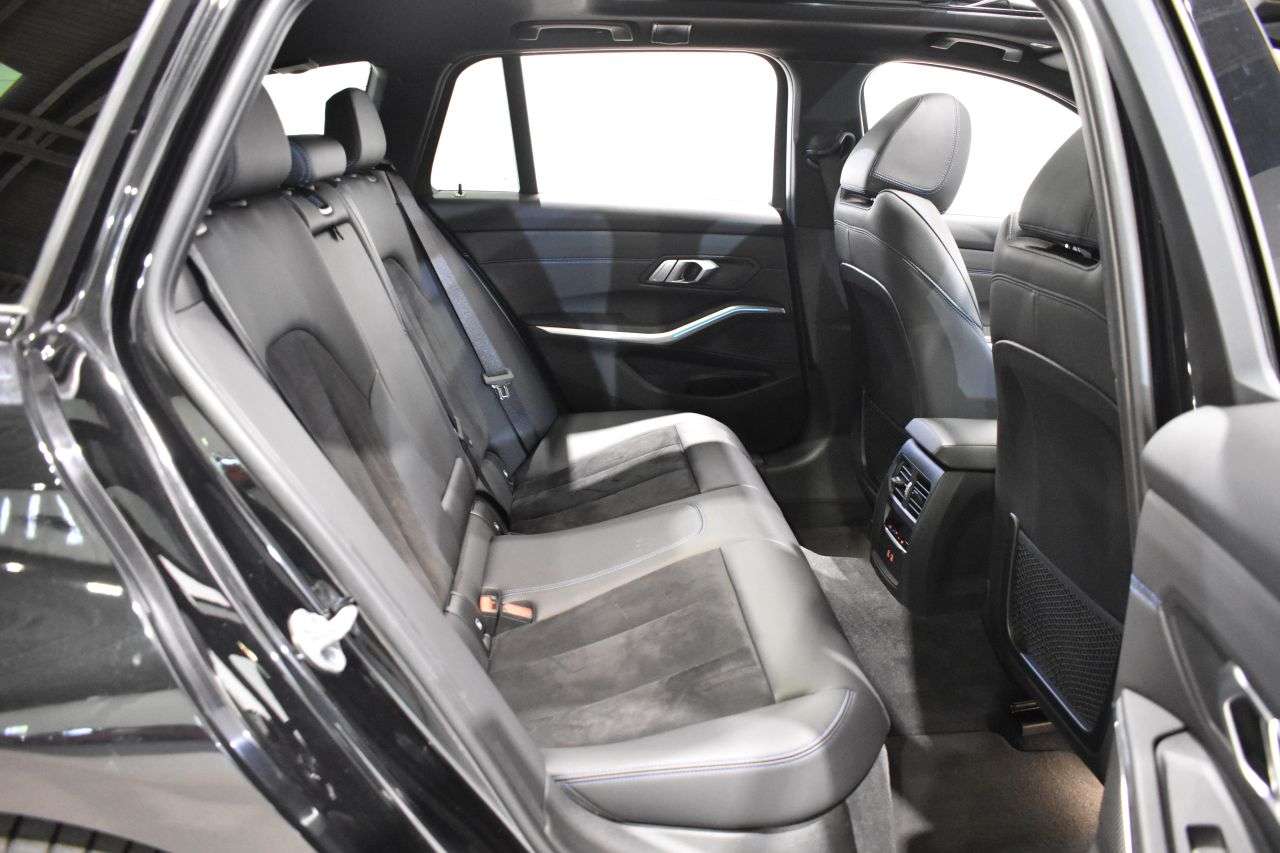 BMW SERIE 3 TOURING en Minoautos