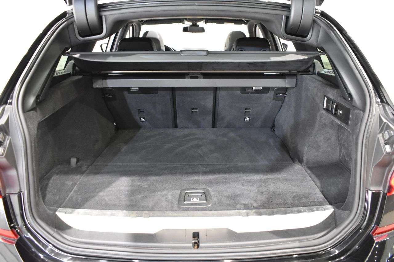 BMW SERIE 3 TOURING en Minoautos