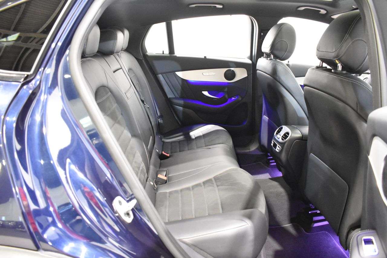 MERCEDES-BENZ GLC COUP� en Minoautos