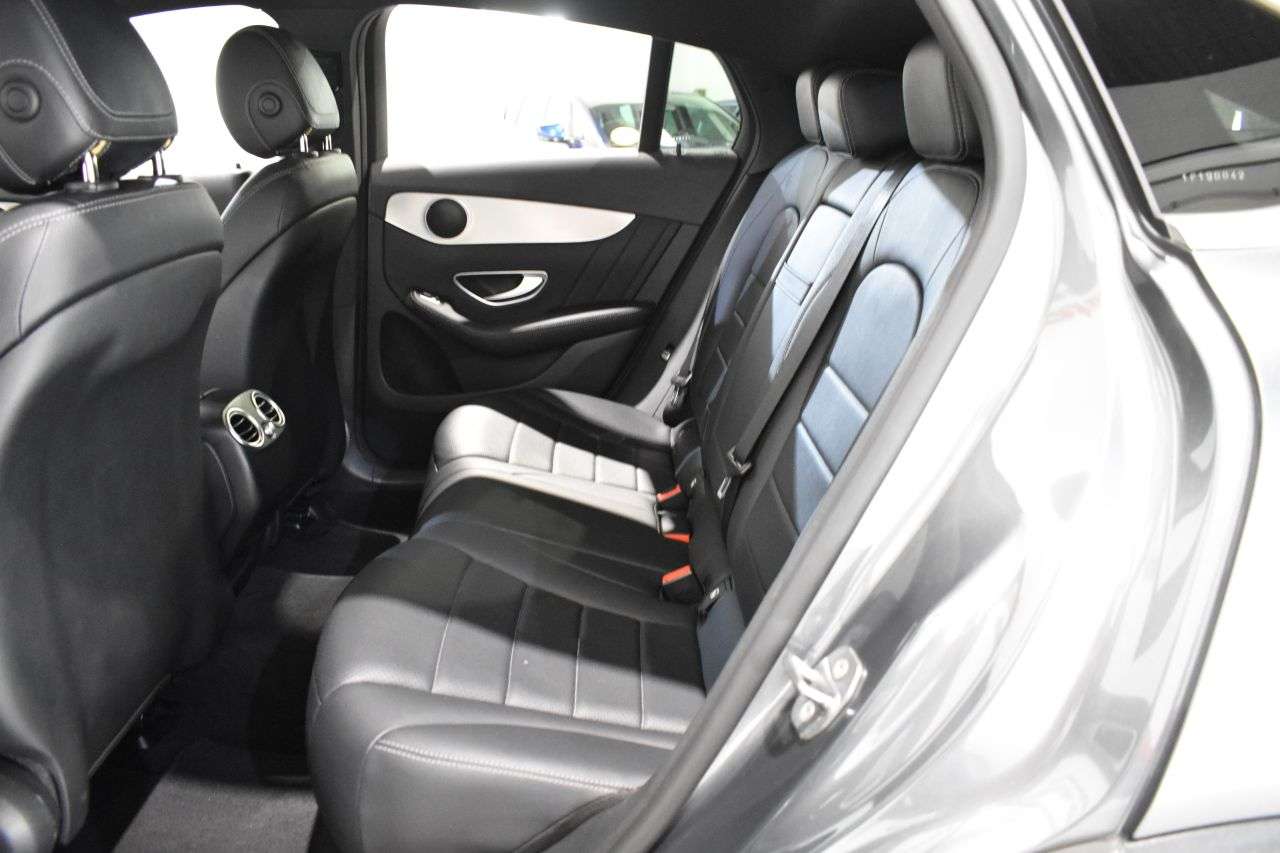 MERCEDES-BENZ GLC COUP� en Minoautos