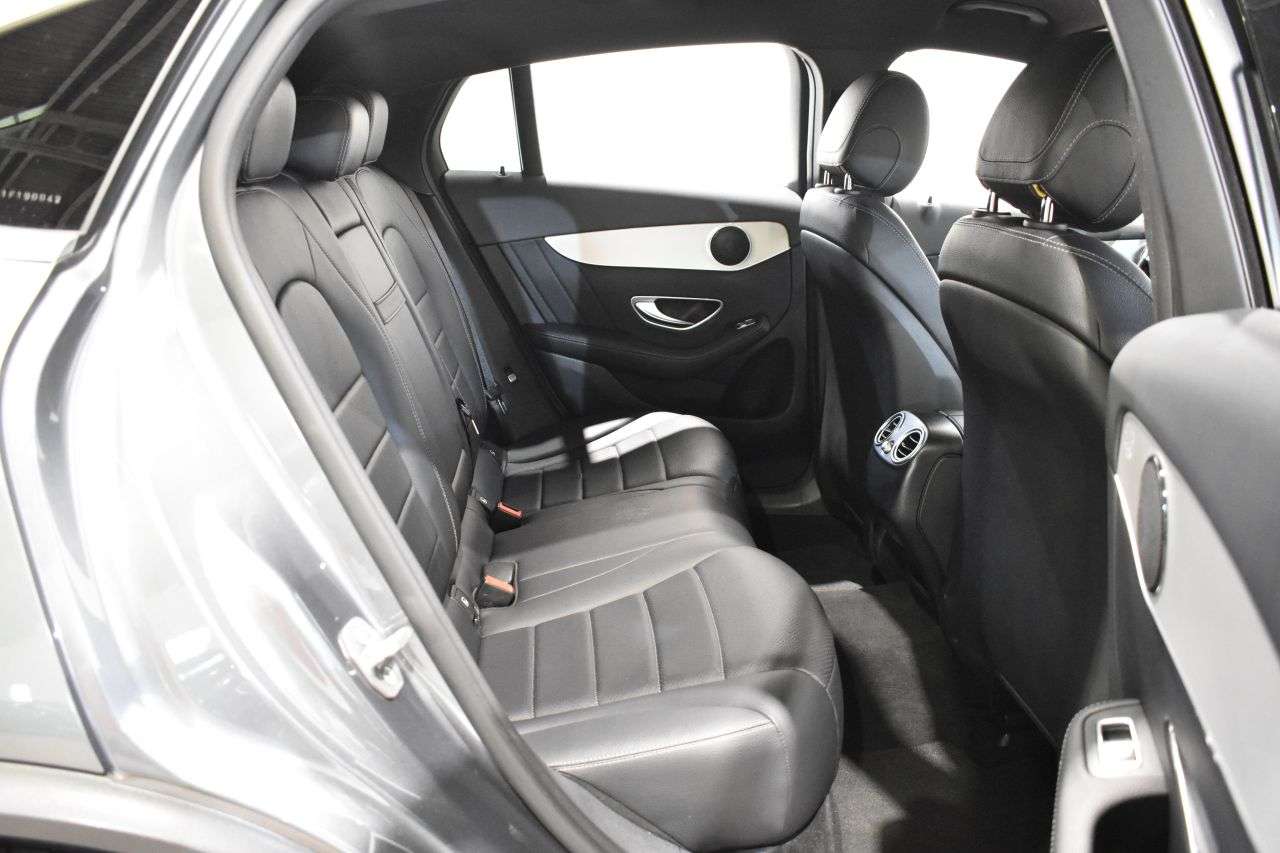 MERCEDES-BENZ GLC COUP� en Minoautos