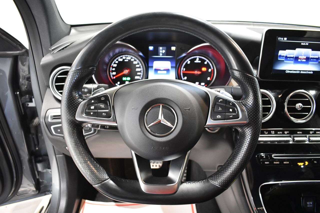 MERCEDES-BENZ GLC COUP� en Minoautos