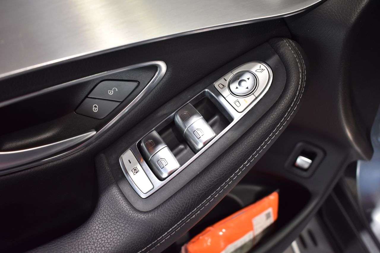 MERCEDES-BENZ GLC COUP� en Minoautos