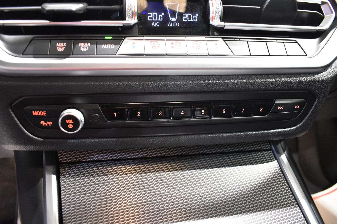 BMW SERIE 3 TOURING en Minoautos