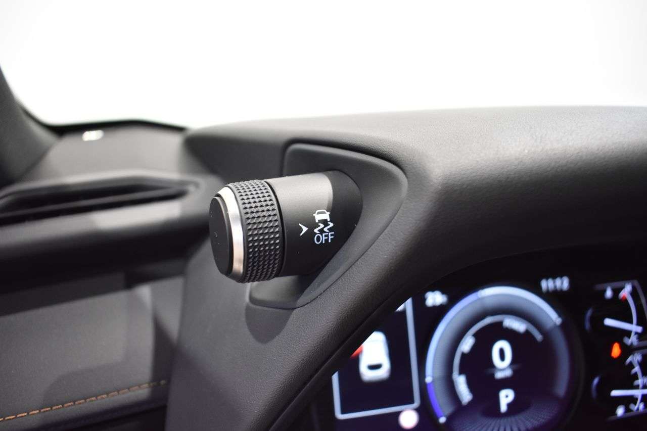 LEXUS UX en Minoautos