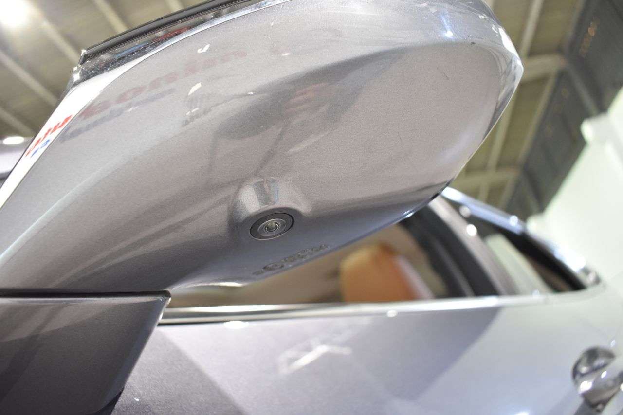 LEXUS UX en Minoautos