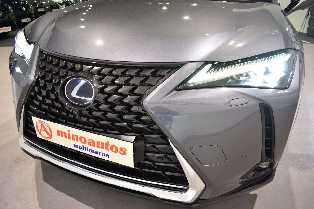 LEXUS UX en Minoautos