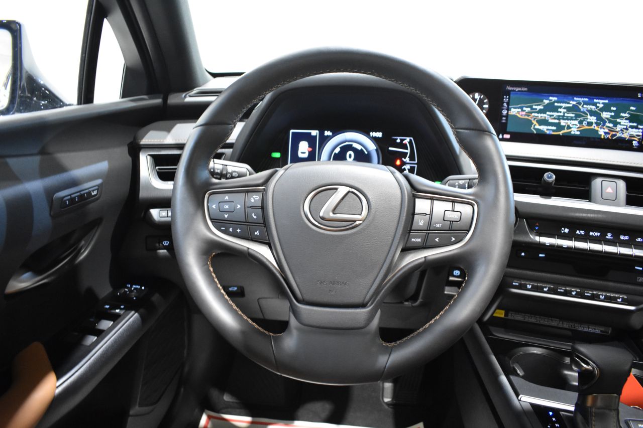 LEXUS UX en Minoautos