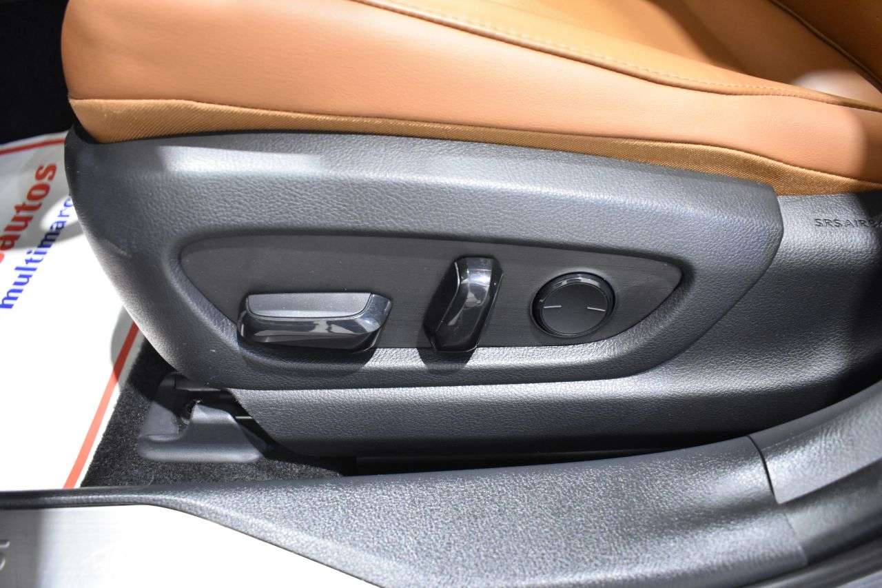 LEXUS UX en Minoautos