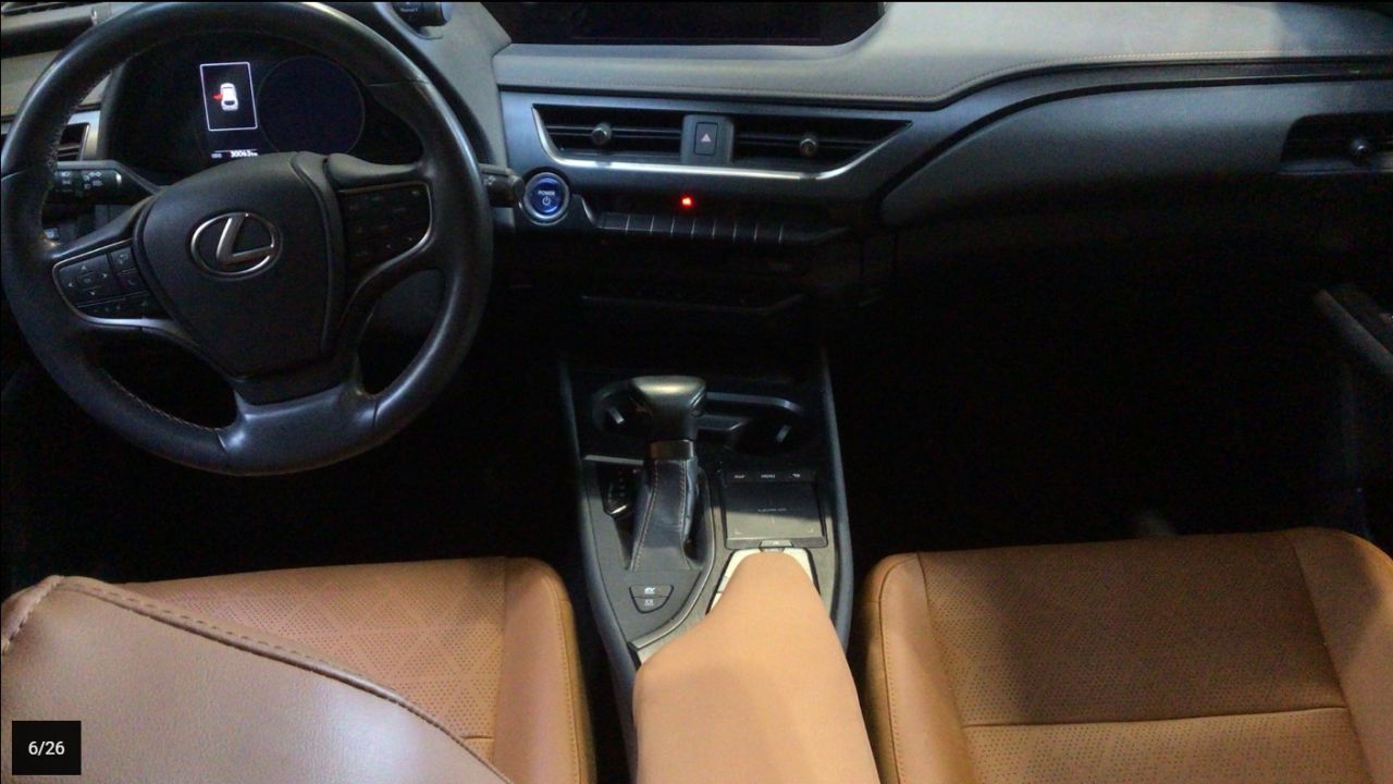 LEXUS UX en Minoautos