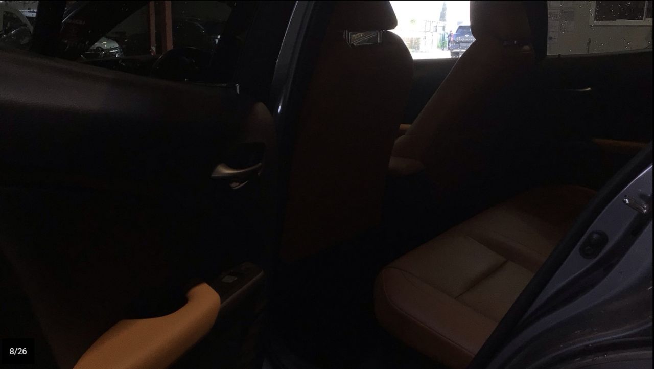 LEXUS UX en Minoautos