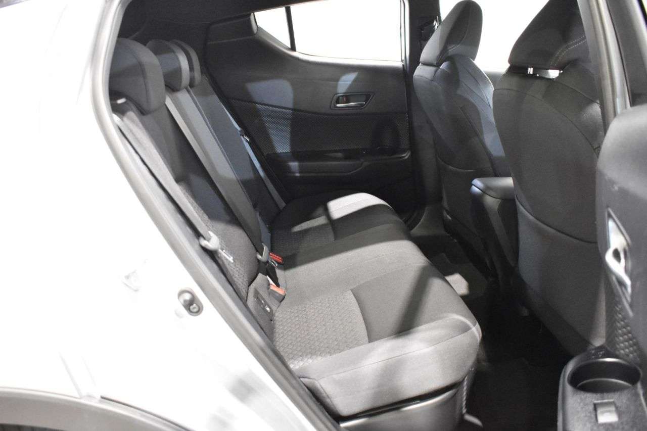 TOYOTA C-HR en Minoautos