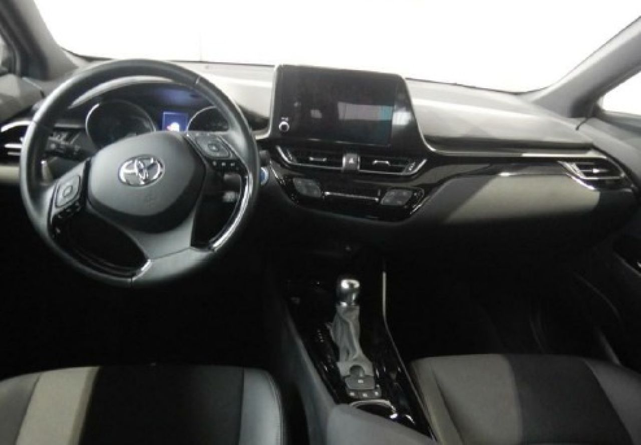 TOYOTA C-HR en Minoautos