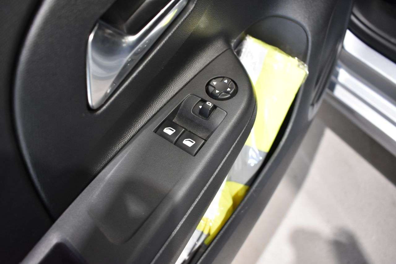 OPEL CORSA en Minoautos