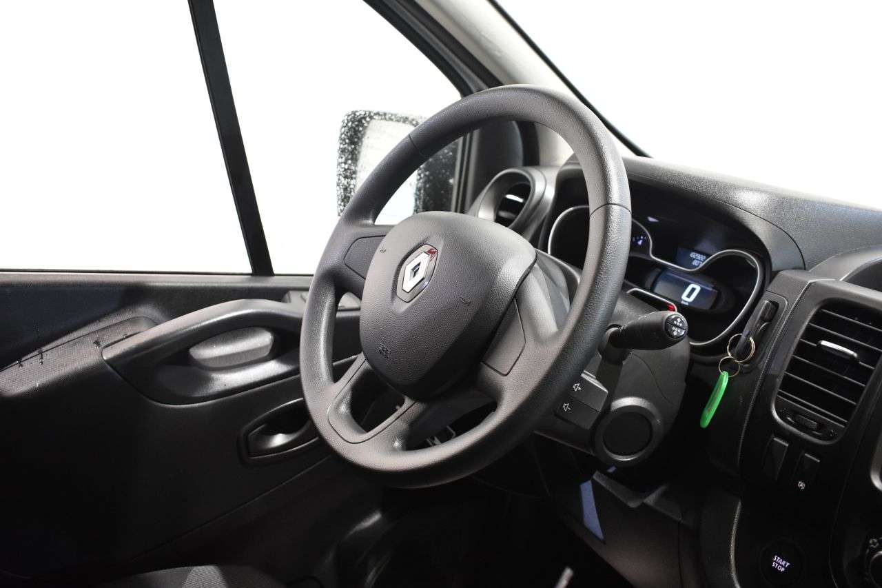 RENAULT TRAFIC en Minoautos