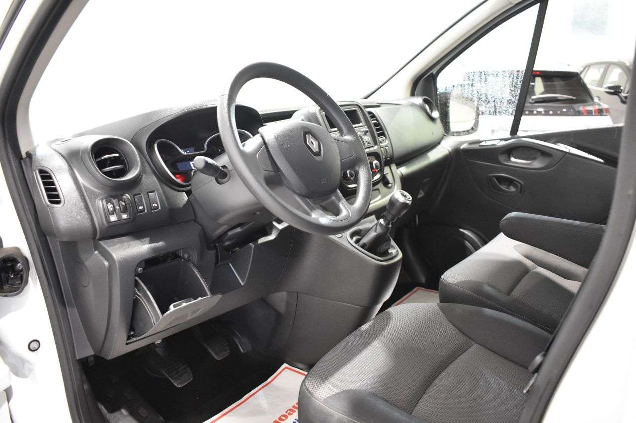 RENAULT TRAFIC en Minoautos