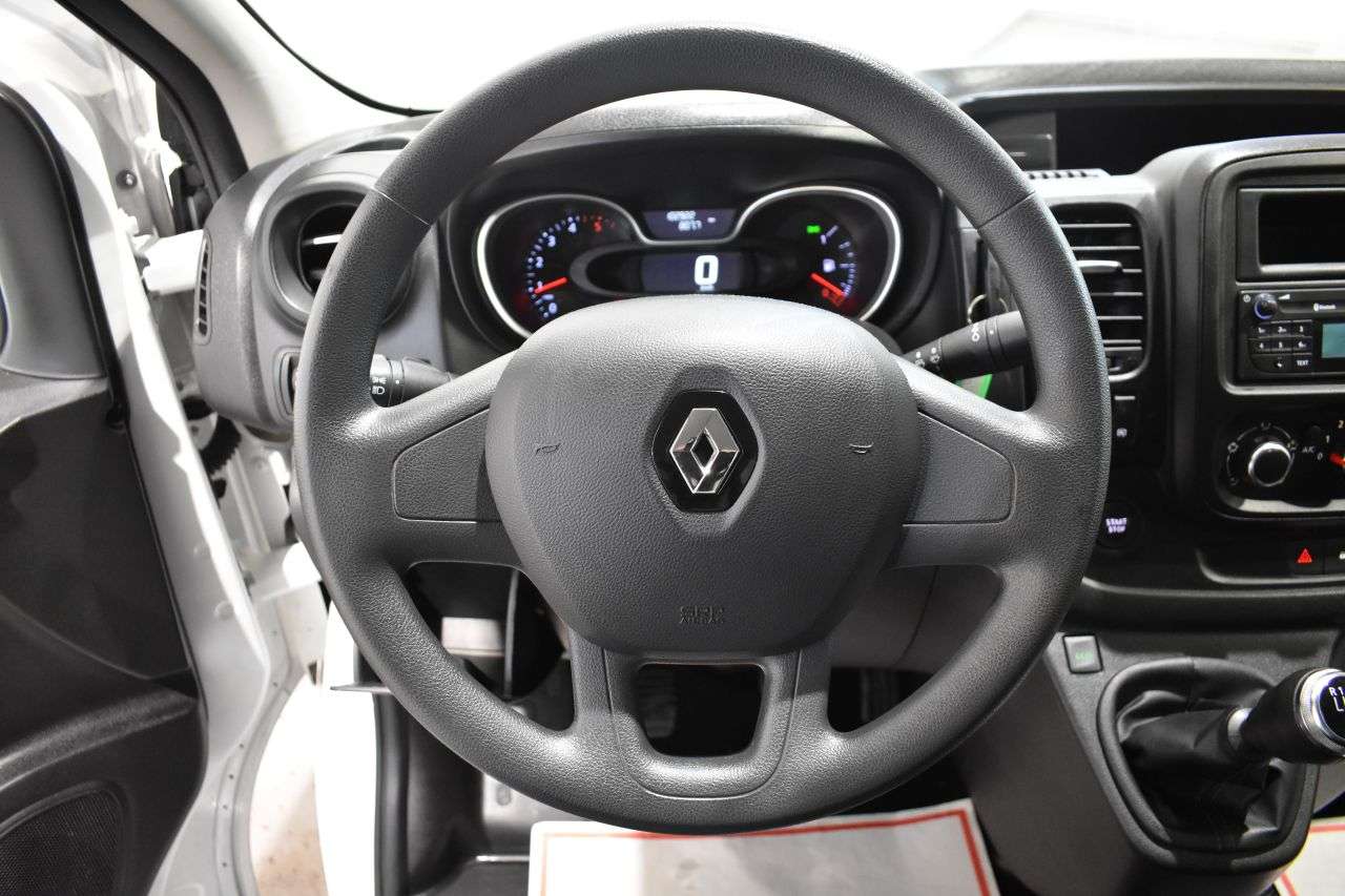 RENAULT TRAFIC en Minoautos