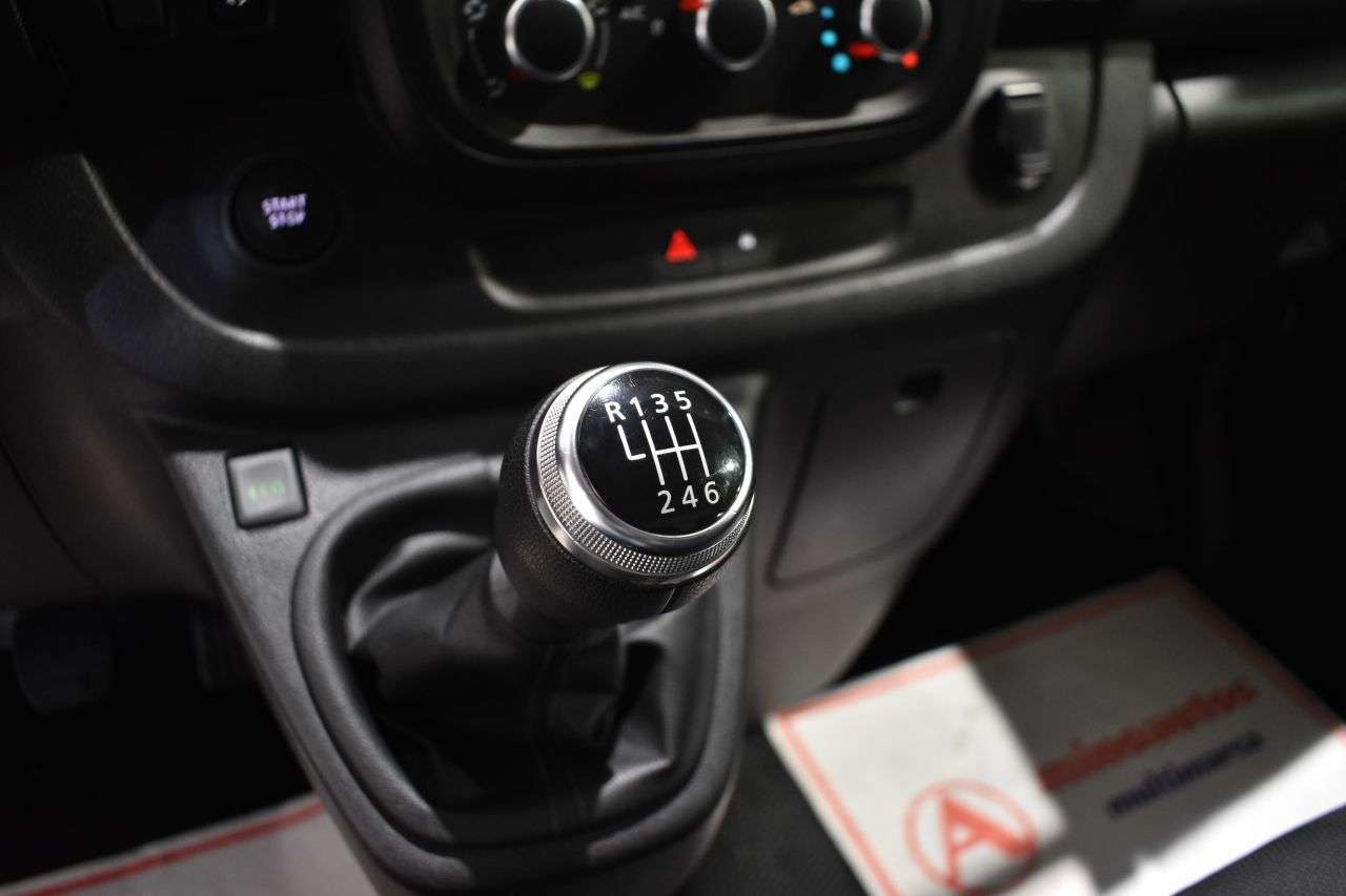 RENAULT TRAFIC en Minoautos