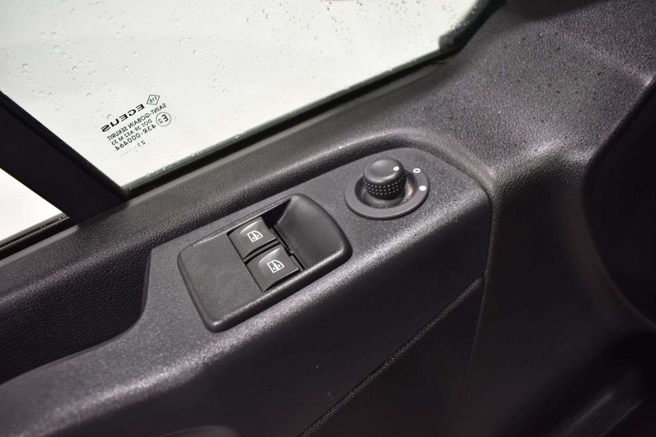 RENAULT TRAFIC en Minoautos