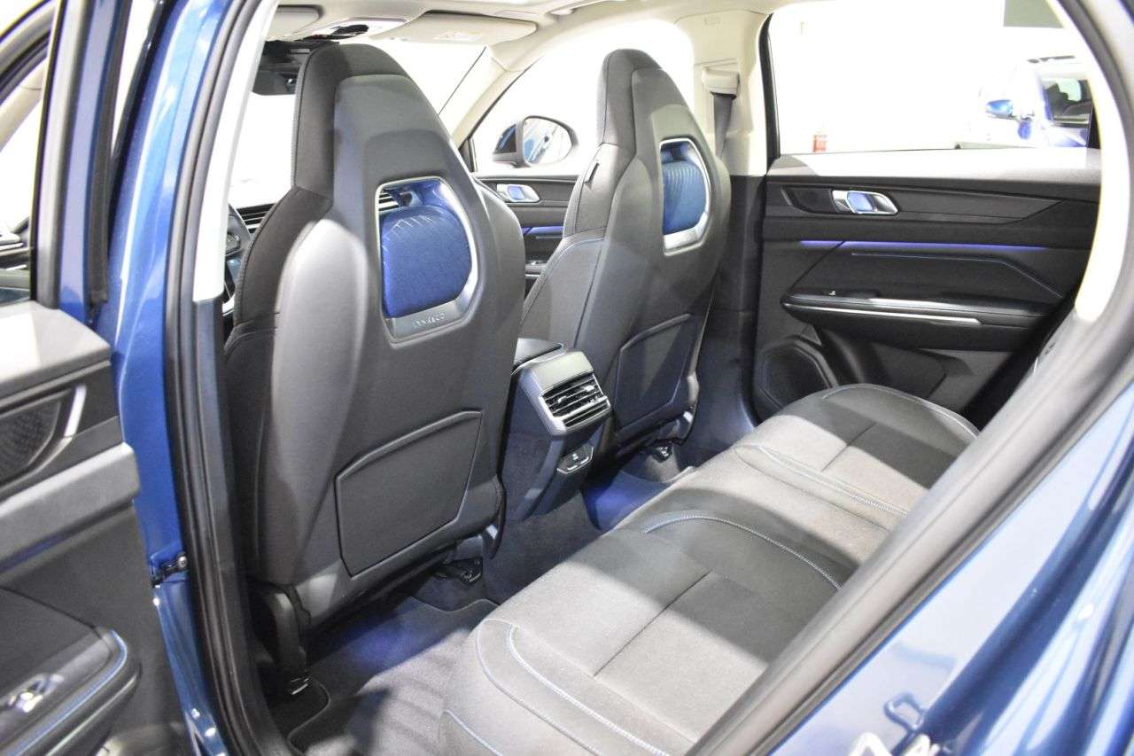 LYNK & CO 01 en Minoautos