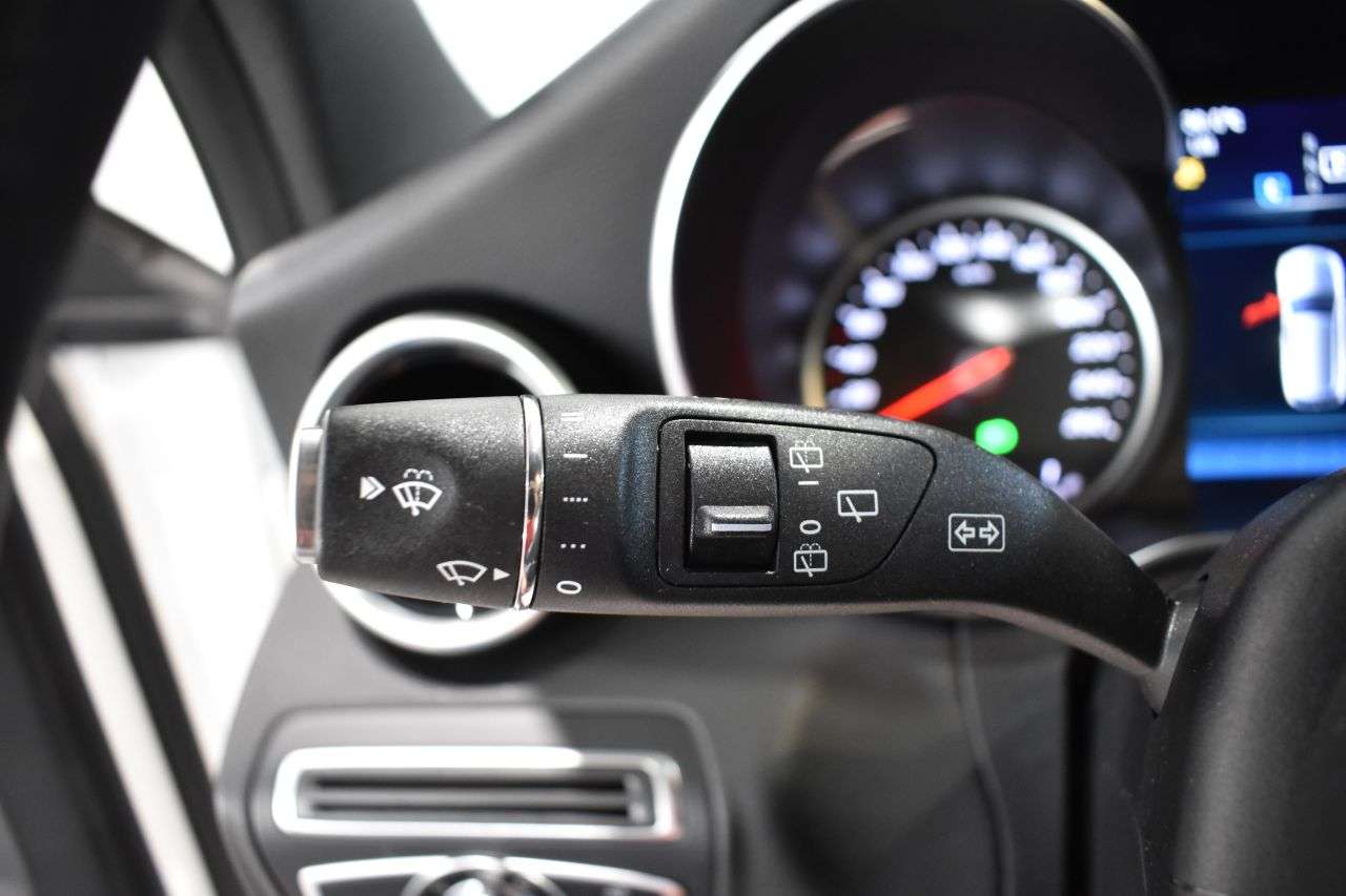 MERCEDES-BENZ CLASE C ESTATE en Minoautos