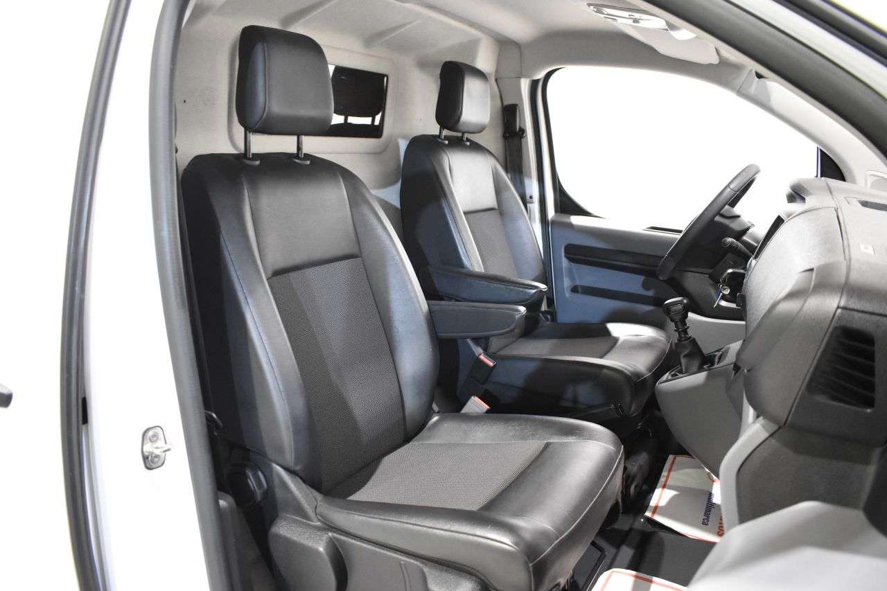 PEUGEOT EXPERT en Minoautos