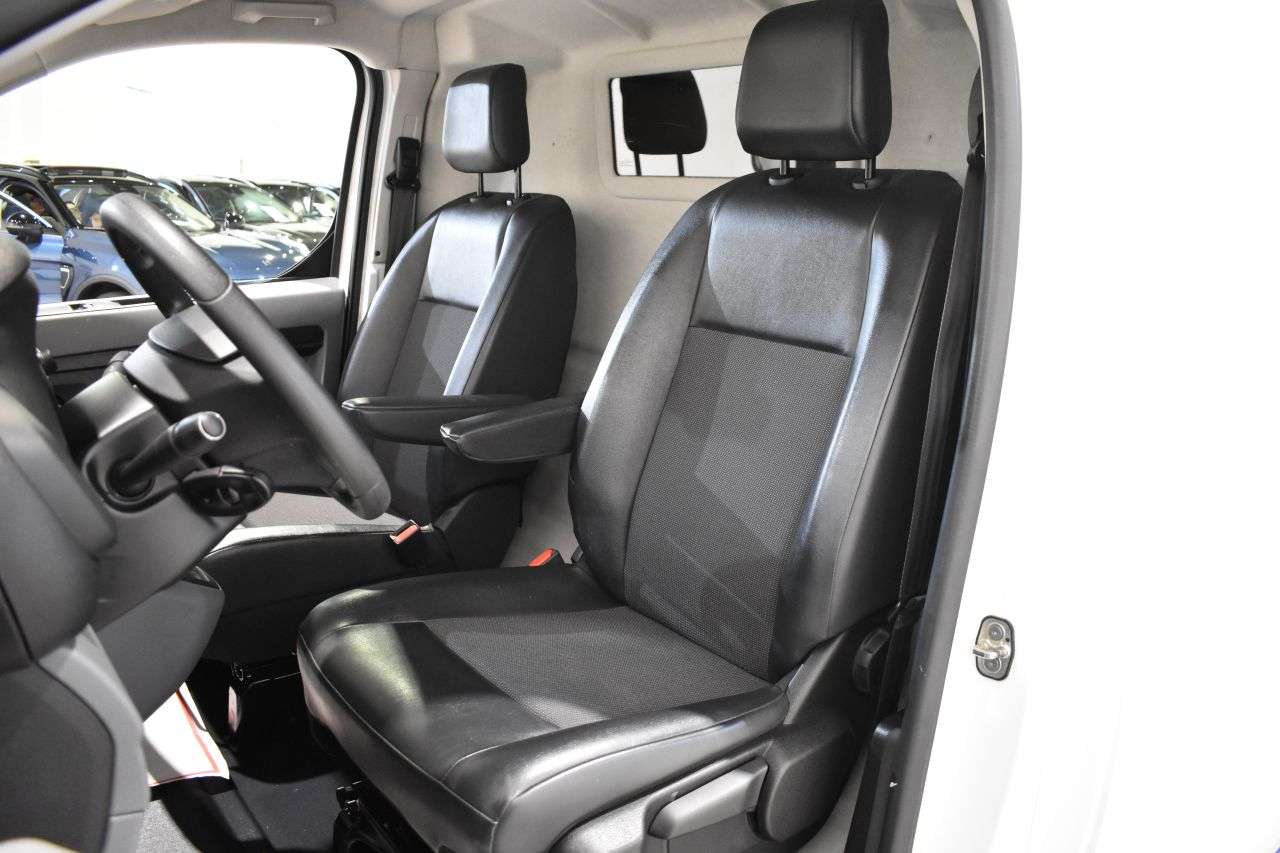 PEUGEOT EXPERT en Minoautos