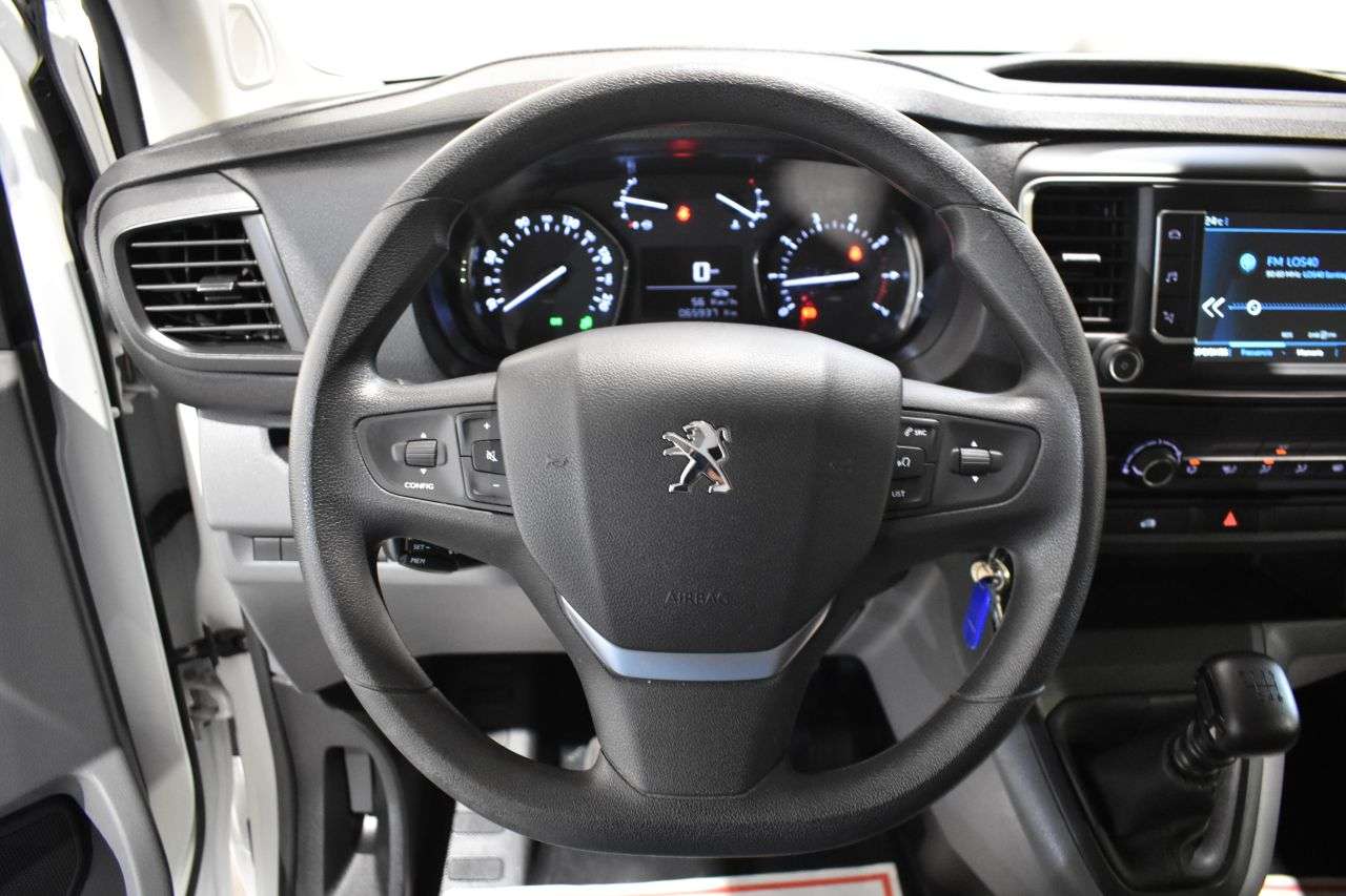 PEUGEOT EXPERT en Minoautos