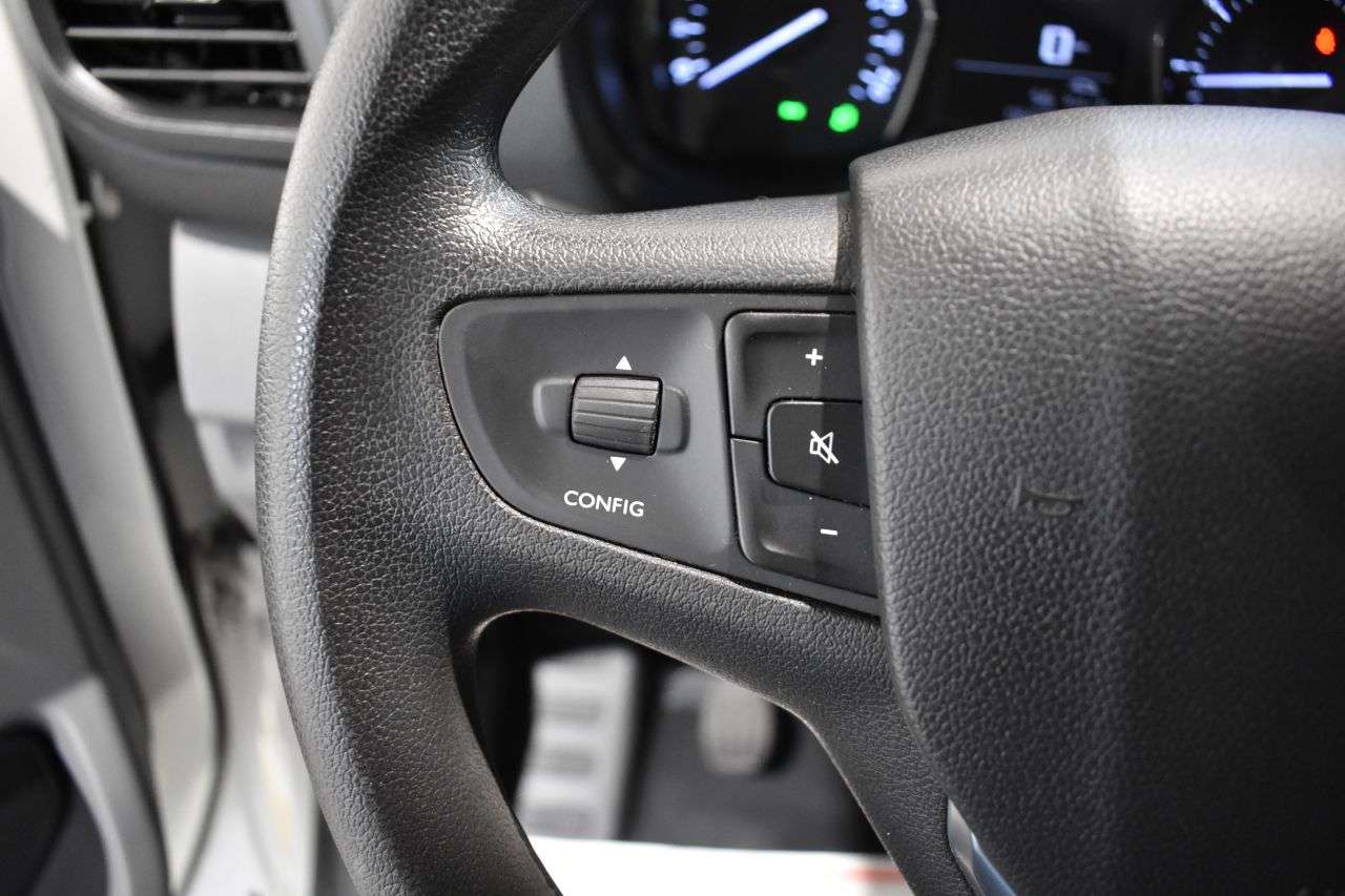 PEUGEOT EXPERT en Minoautos