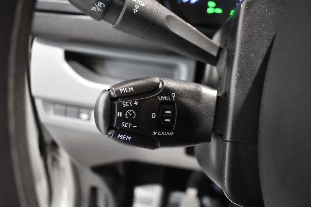 PEUGEOT EXPERT en Minoautos