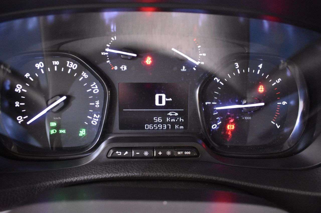 PEUGEOT EXPERT en Minoautos