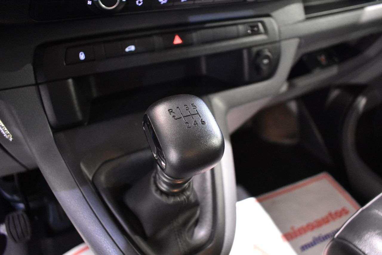 PEUGEOT EXPERT en Minoautos