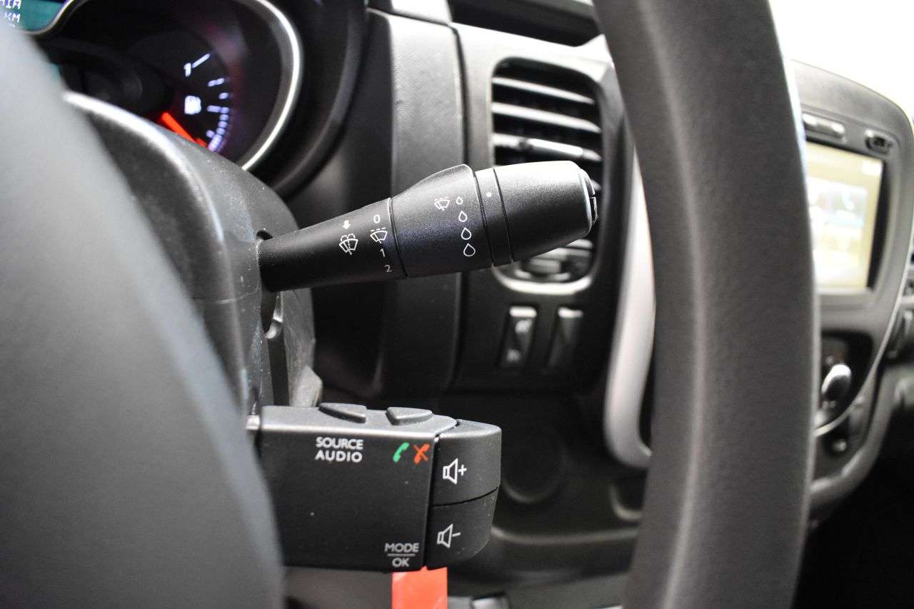 RENAULT TRAFIC en Minoautos