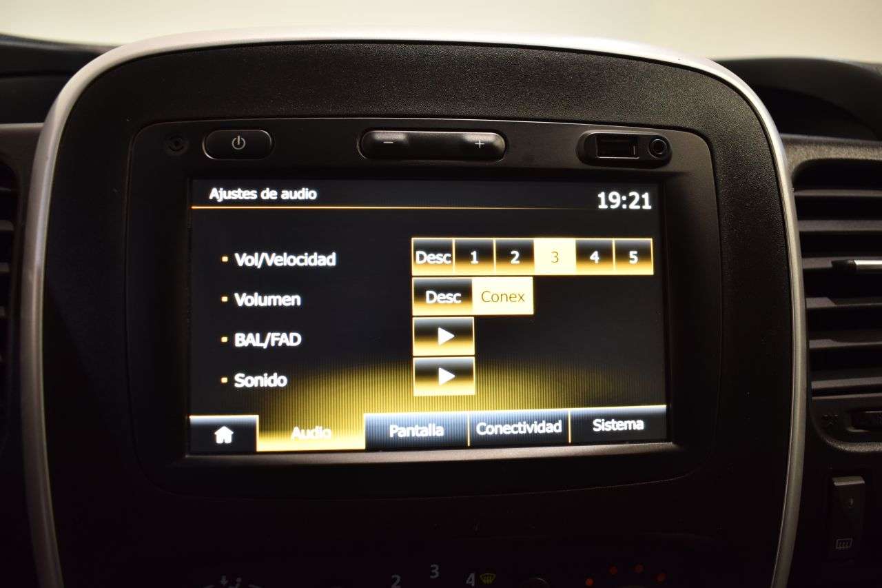 RENAULT TRAFIC en Minoautos