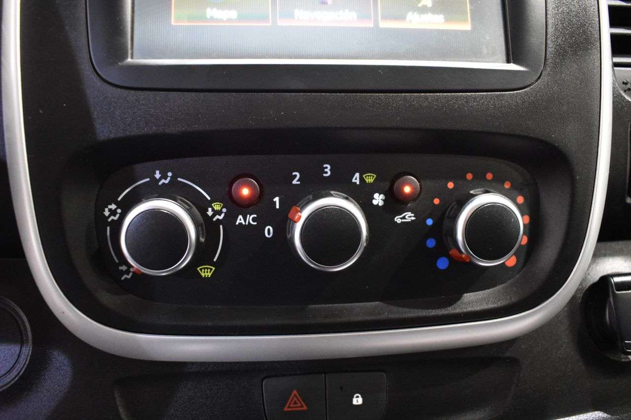 RENAULT TRAFIC en Minoautos