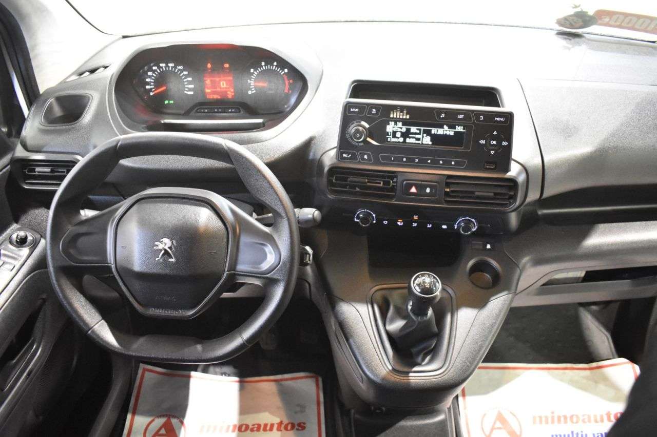 PEUGEOT PARTNER en Minoautos