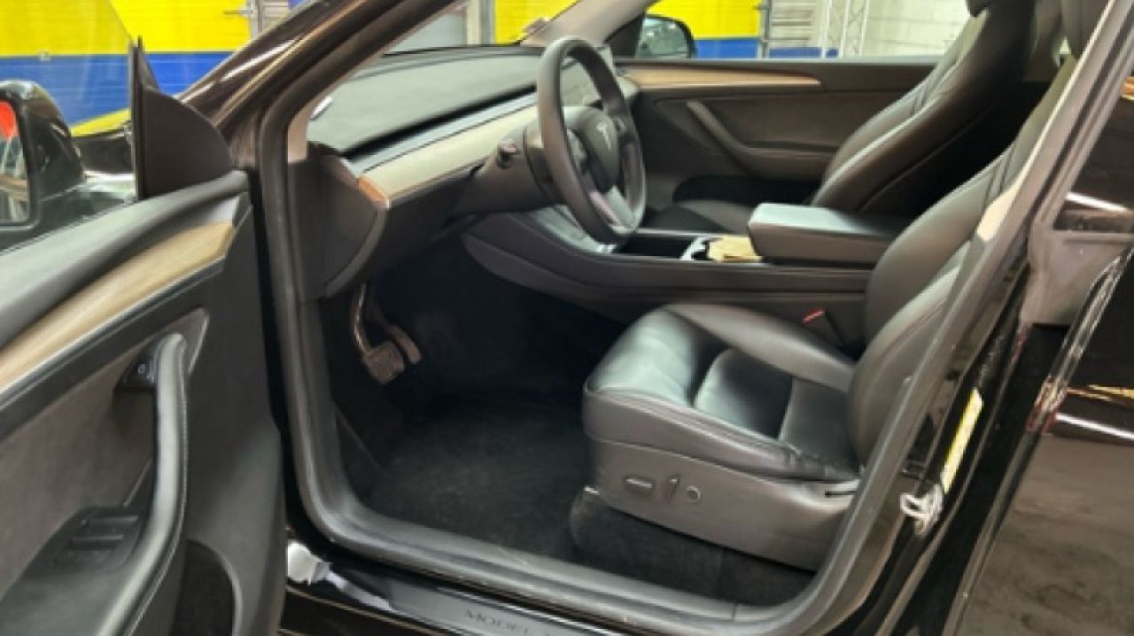 TESLA MODEL Y en Minoautos