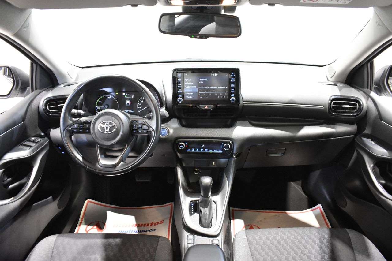 TOYOTA YARIS en Minoautos