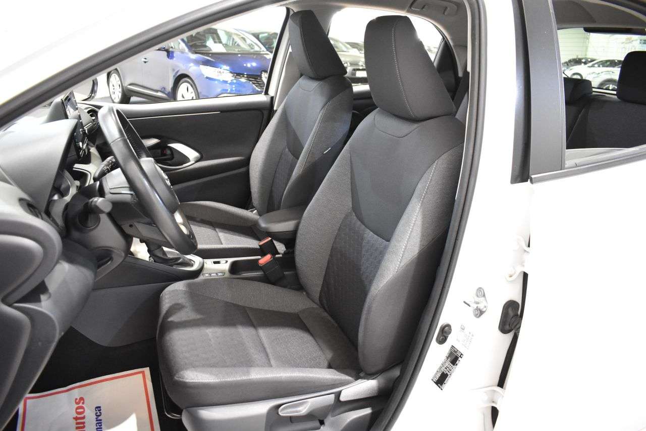 TOYOTA YARIS en Minoautos
