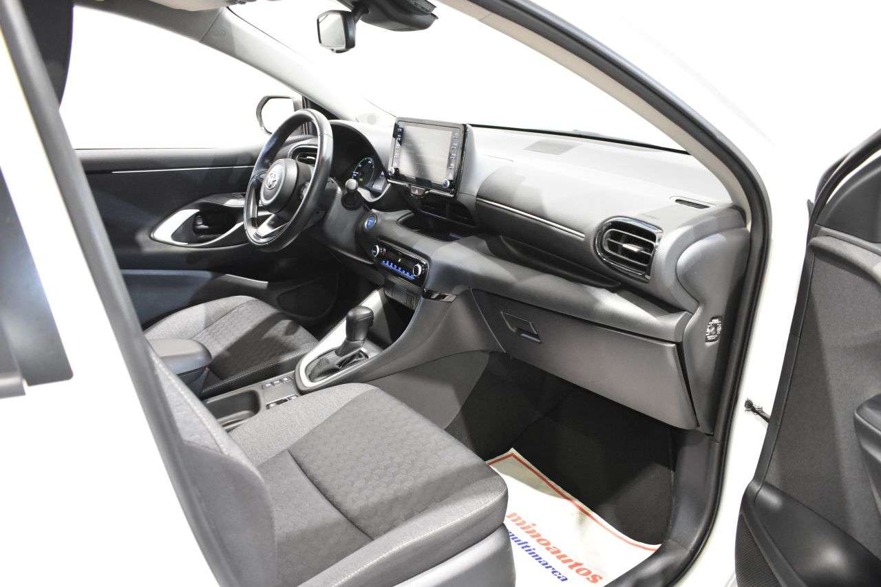 TOYOTA YARIS en Minoautos