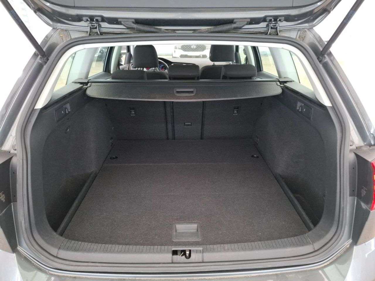 VW GOLF VARIANT en Minoautos