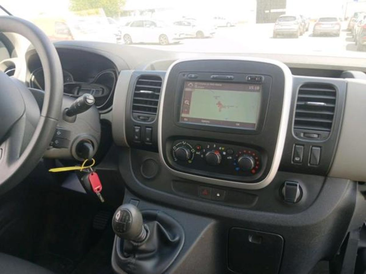 RENAULT TRAFIC en Minoautos