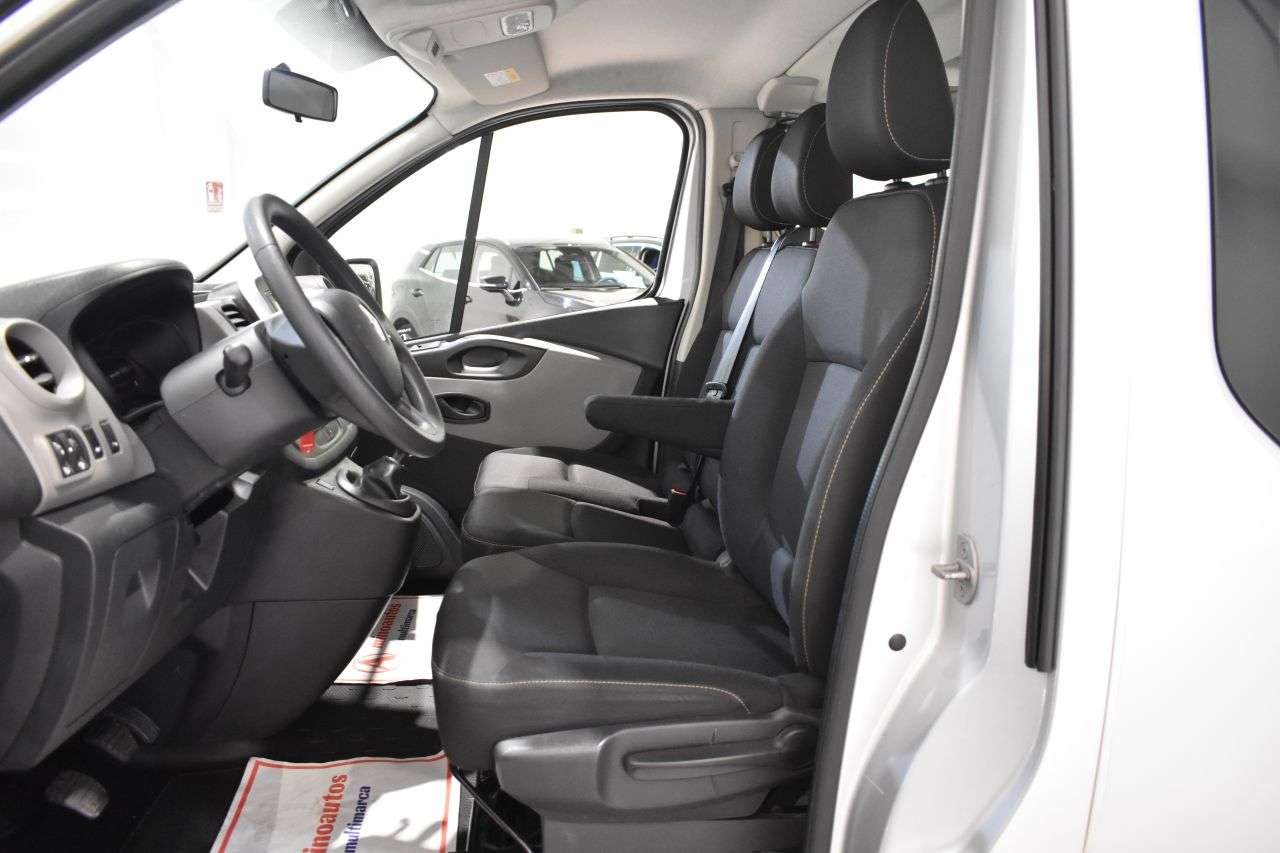 RENAULT TRAFIC en Minoautos