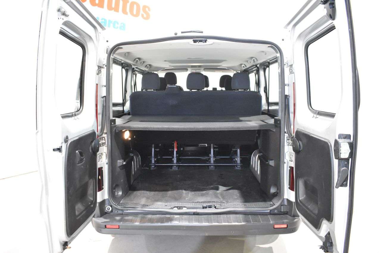 RENAULT TRAFIC en Minoautos