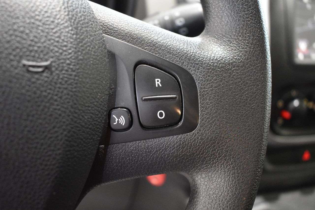 RENAULT TRAFIC en Minoautos