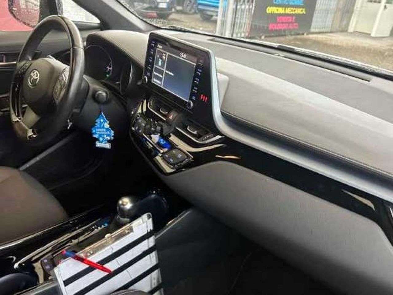 TOYOTA C-HR en Minoautos