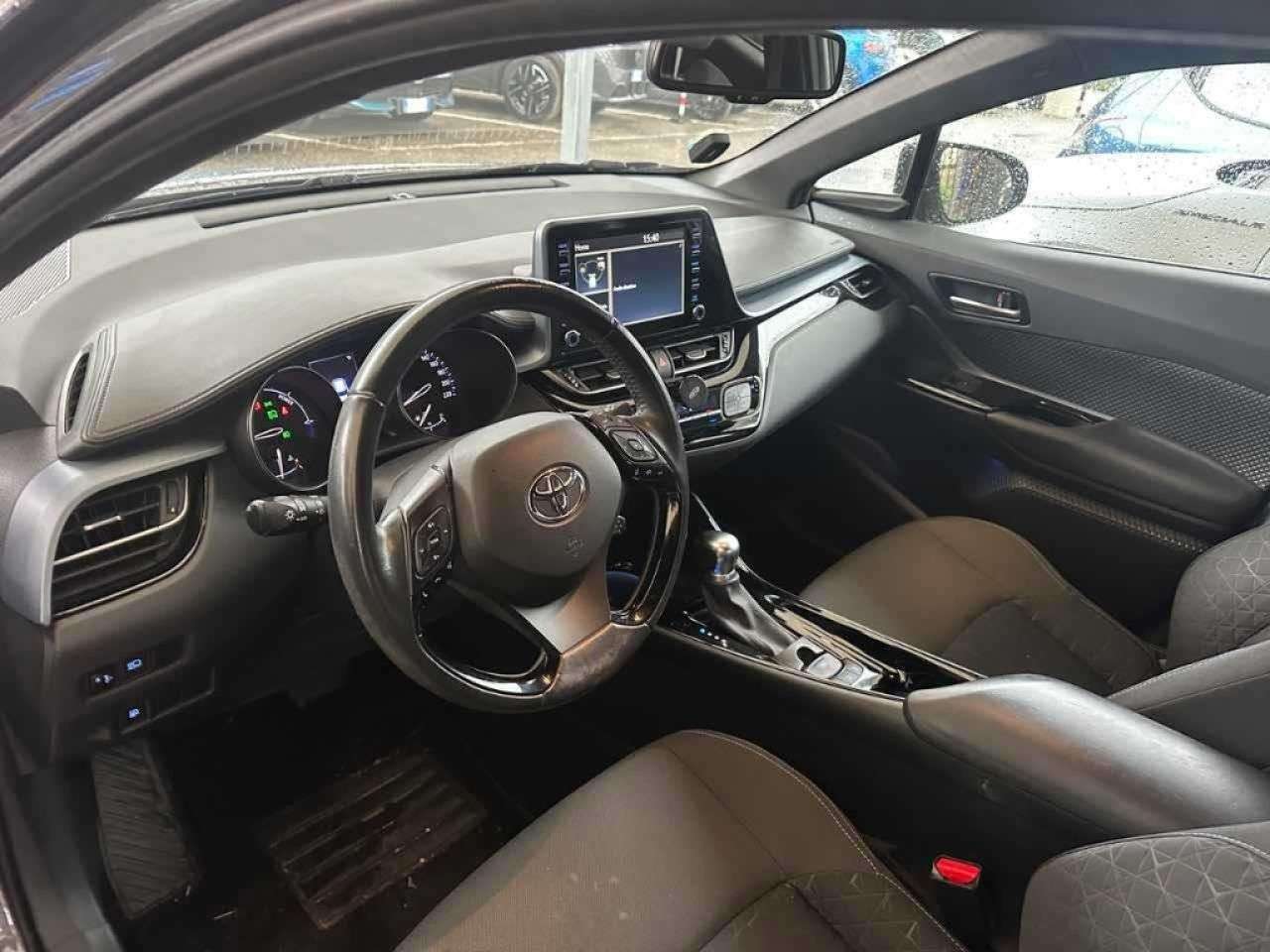 TOYOTA C-HR en Minoautos