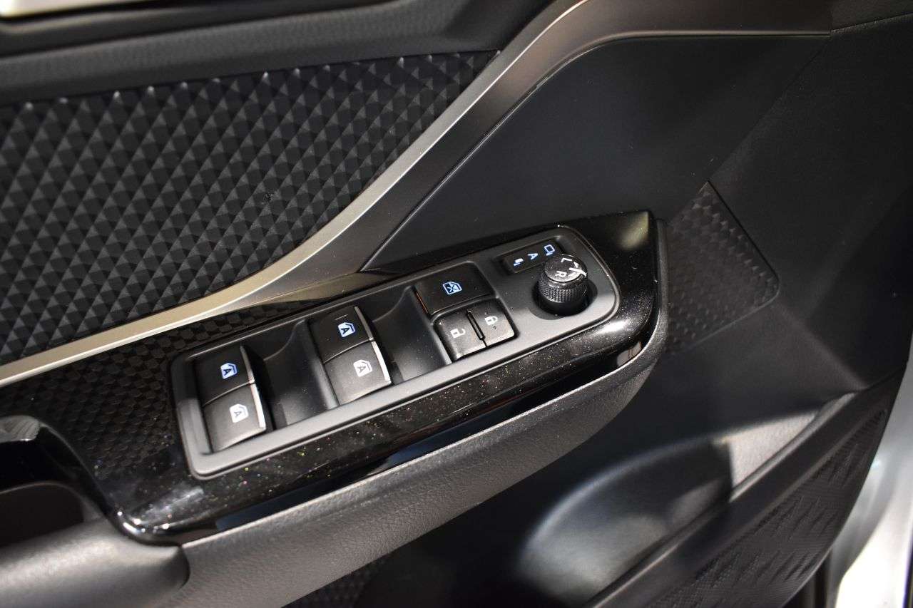 TOYOTA C-HR en Minoautos