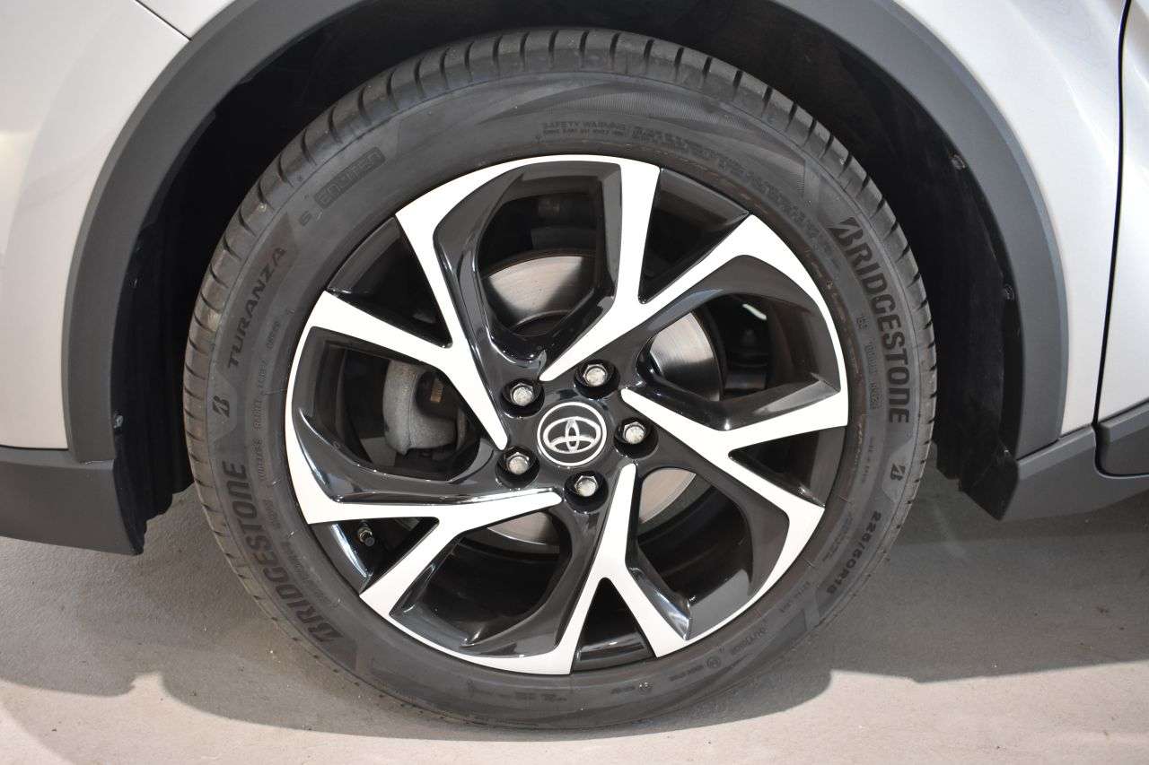 TOYOTA C-HR en Minoautos
