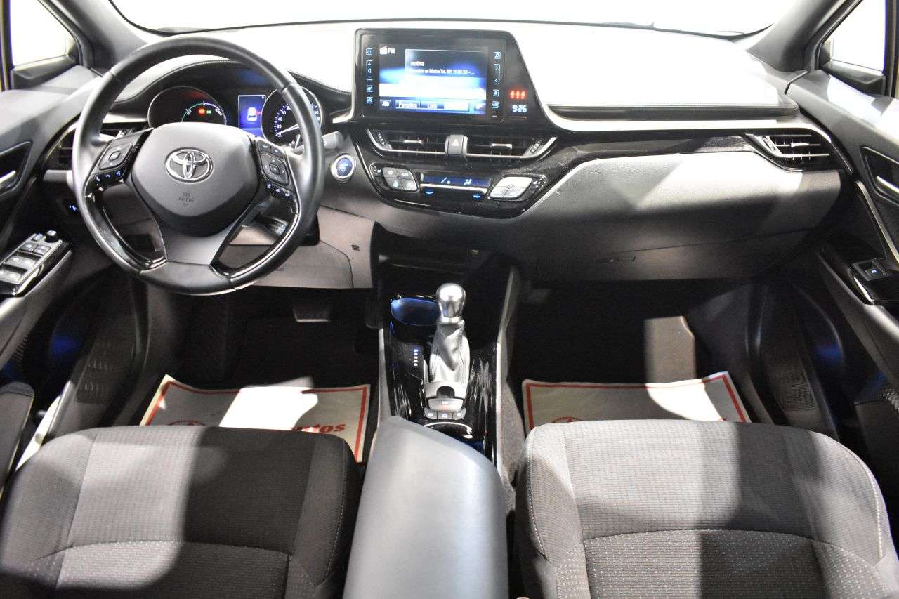 TOYOTA C-HR en Minoautos